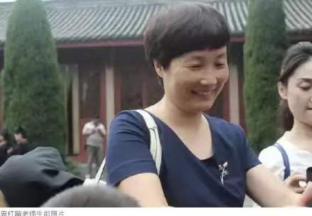致敬！一小学老师去世后做了大体老师