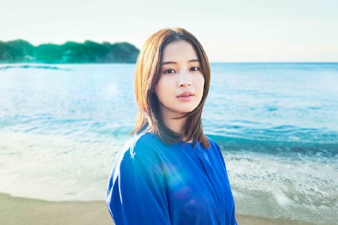 广濑铃《水流向大海》发布新剧照