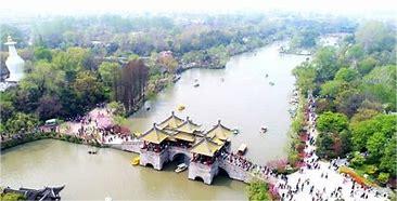 花式“宠游客”，扬州“警景联动”服务大型旅游团